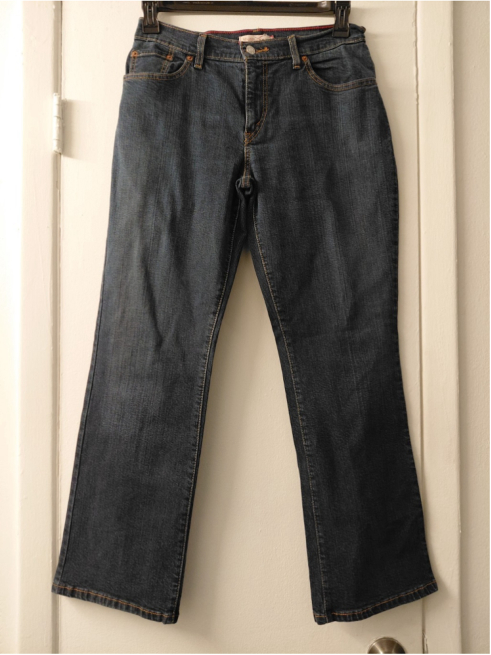 Ladies Levi's Jeans 550 Relaxed Boocut Sz. 10 Medium Red Tab